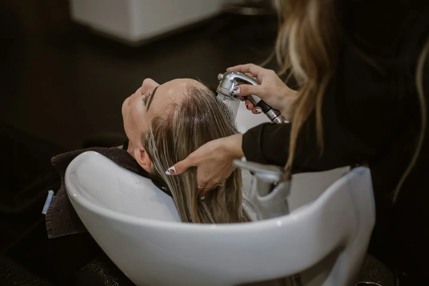 Animation bar à coiffure