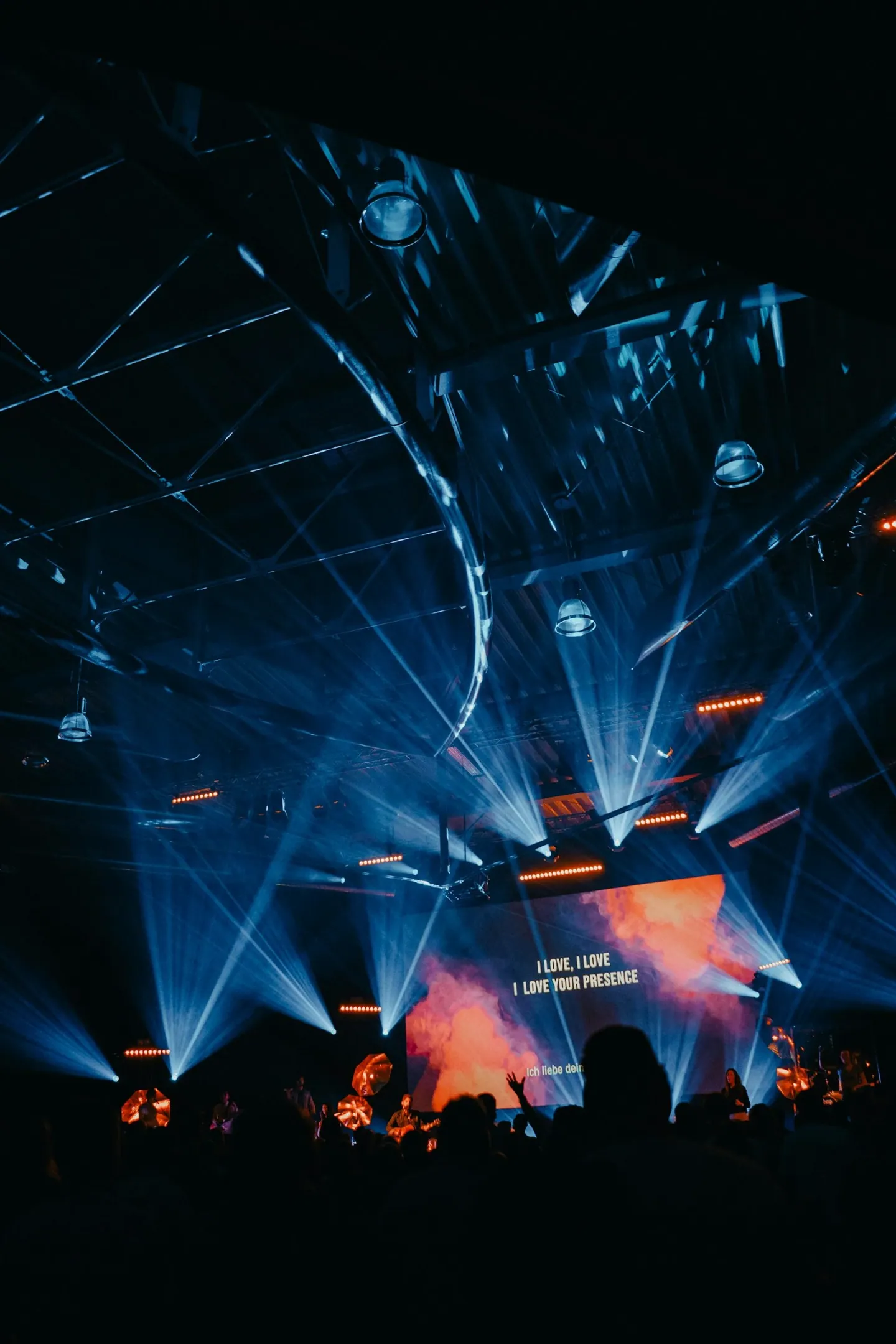 Location light show