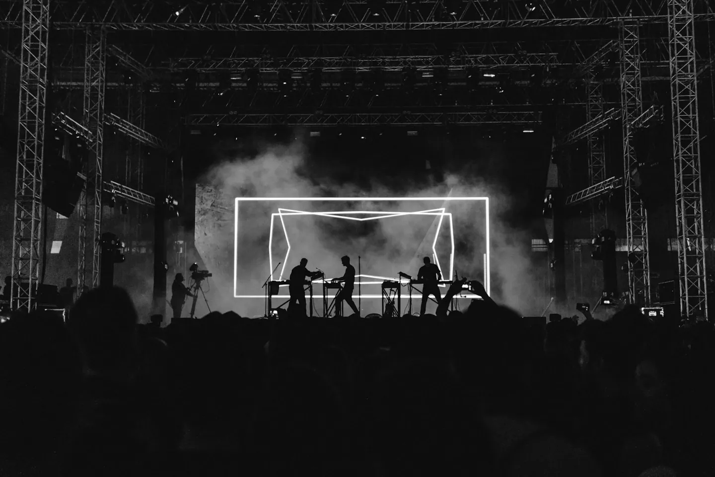 Location light show