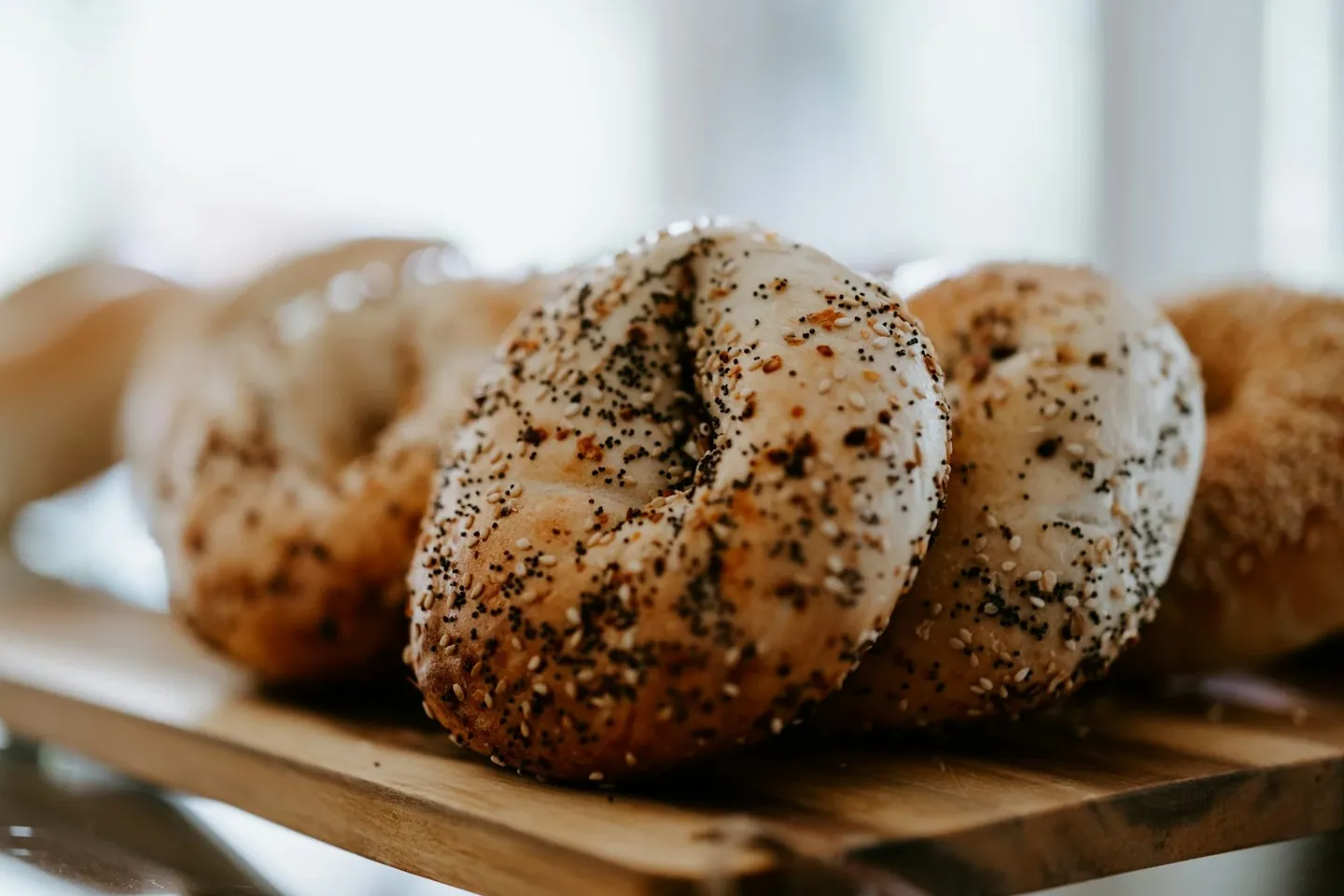 Location stand bagels